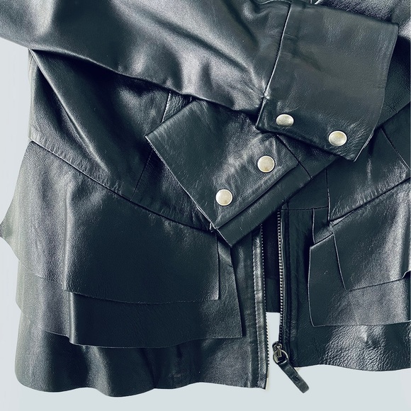 Designer Black Ruffle Fit Jacket, size XS - Picture 6 of 10